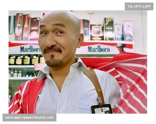 暂停期间吉祥物表演失误，引发观众笑声